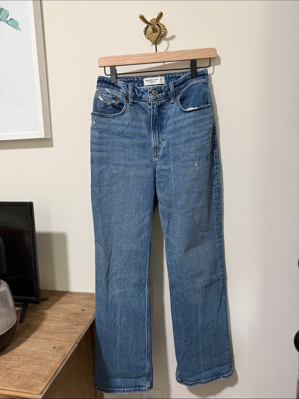Abercrombie & Fitch High-Rise Relaxed Leg Jeans - Blue